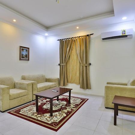 Moon Gate 2 Hotel Yanbu Bagian luar foto