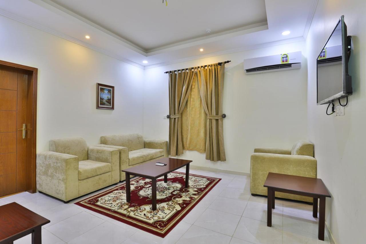 Moon Gate 2 Hotel Yanbu Bagian luar foto